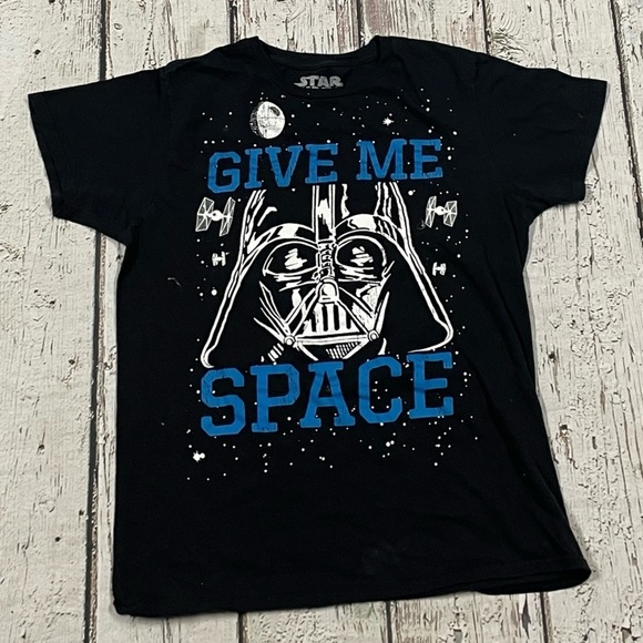 Darth Vader Star Wars Women's Movie Hollywood Tee Top Shirt - Picture 1 of 4